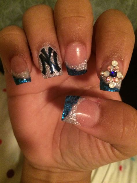 Need some wedding nails inspiration? New York yankee nail design | Camo nails, Yankees nails ...