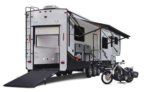 Toy Hauler Travel Trailers With Separate Garage Wow Blog