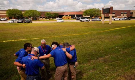Texas School District Where 10 Died In Shooting Accepts Donations Of
