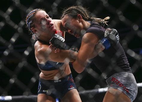 Michelle Waterson Right Fights Felice Herrig During Their Strawweight