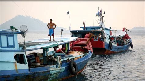 Pertanyaan lain seputar rekrutmen, bisa disampaikan melalui email : Kisah Nelayan Natuna yang Terusir dan Terasing di Laut Sendiri - Bekesah