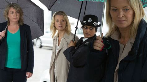 Eastenders Spoilers Kathy Beale Arrested After Return From The Dead Goes A Bit Wrong Mirror