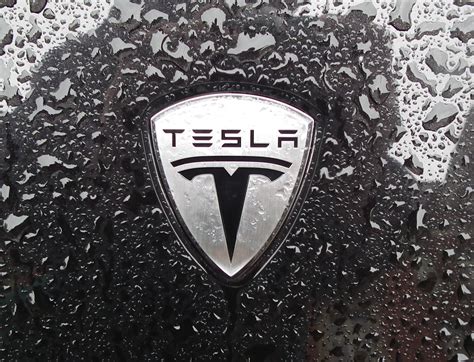 The tesla logo is intended to represent the. Fake Tesla Advert gets Elon love - Only Motors