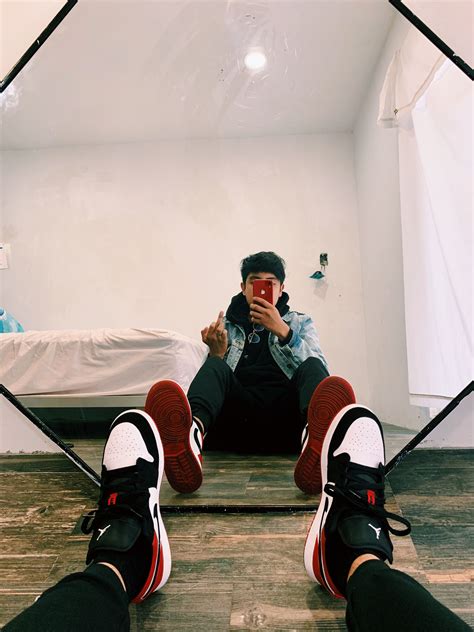 Shop the latest styles designed for on & off the court. Nike Air Jordan 1 low Black Toe | Streetwear men outfits ...