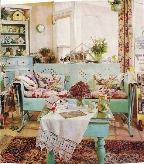 Love The Old Glider A Florida Room With Barkcloth Touches Romantic