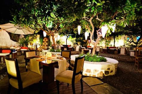 30 Places In Delhi You Must Take Your Sweetheart To On Your Next Date