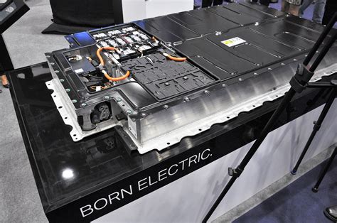 Also heard the bmw only stock the newest level of batteries and if your cell goes bad they replace the bad cell and just match the newer denser battery with the so does anyone know if you can fit 2nd gen batteries to 1st gen i8? BMW i8 Roadster Launched At CEPSI 2018 In Malaysia ...