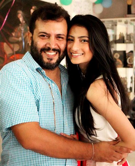 What company does abhinav choudhary work for? Raja Chaudhary Reacts To Daughter Palak's Post, Says "If ...