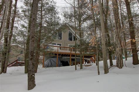 Maybe you would like to learn more about one of these? Wallenpaupack Lake Estates Chalet