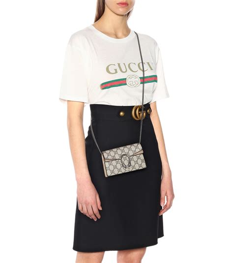 Authentic vintage gucci crossbody bag outside in very good used condition no exposed piping to the corners the inside shows peeling and flaking measures 11x7 strap has 21' drop. Gucci Dionysus Gg Supreme Mini Shoulder Bag - Lyst
