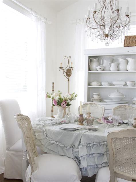 Shabby chic has always been a hallmark rustic style. Shabby Chic Dining Room Design Ideas | InteriorHolic.com