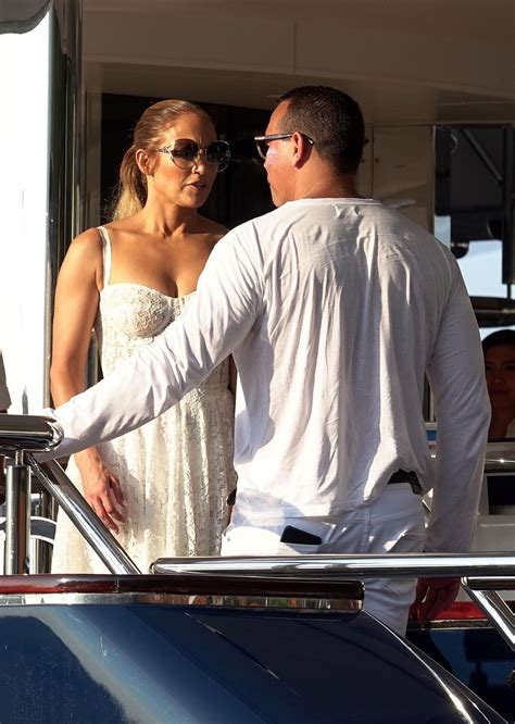 Jennifer Lopez And Alex Rodriguez On Their Luxury Yacht In Capri 08072018 • Celebmafia