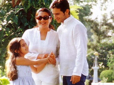 Саиф али кхан (saif ali khan) день рождения: Indian And Paki Wallpapers: Saif Ali khan Family Pic