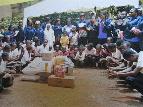 Er will wissen, warum wir uns als männlich oder weiblich. Help Young Activists in Cameroon | Missio