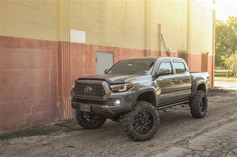 Gallery Toyota Tacoma On Hd Off Road Gridlock W 35 Inch Boggers