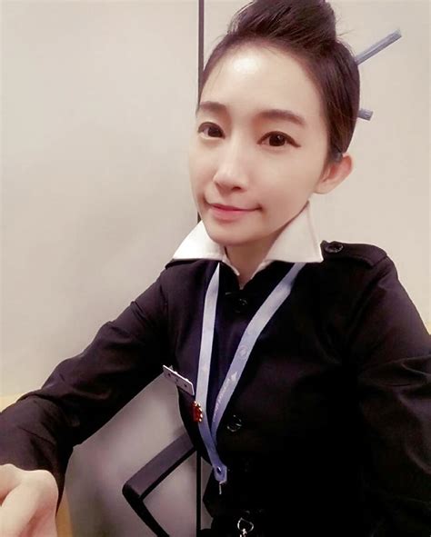 Korean Air Hostess Takes Self Pics Photo X Vid