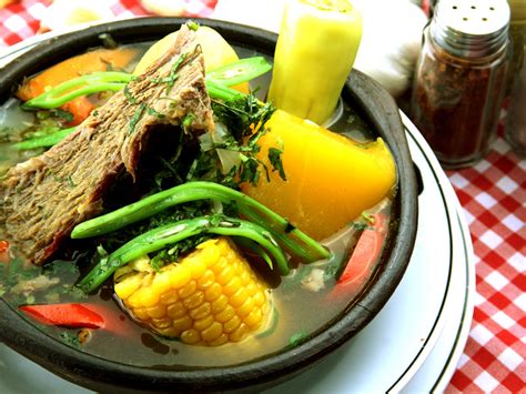 Cabe mencionar la aparición como compañero de. Día de la Comida Chilena - Santo Tomás en Línea