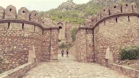 The Most Haunted Place In India Bhangarh Fort Rajasthan Youtube