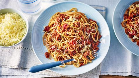 Spaghetti Bolognese with hidden veggies recipe - BBC Food