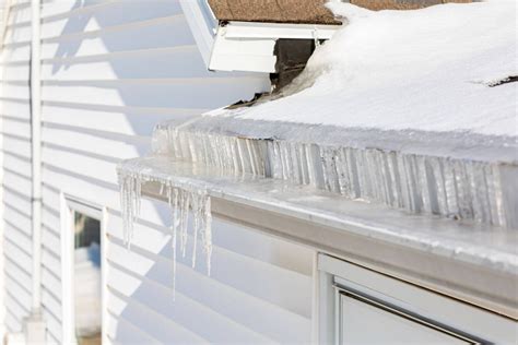 Common Winter Roof Leaks To Watch Out For At Home Deschutes Roofing