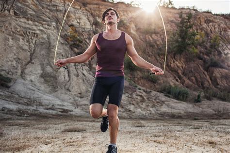 Light, fast and adjustable skipping ropes designed to help you improve your speed scores. Get Fit Fast with Jump Rope Exercises | Muscle Prodigy