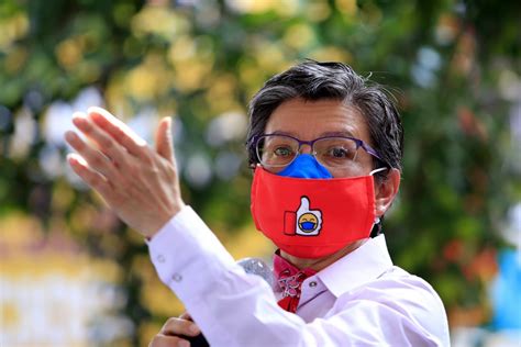 El toque de queda nocturno en la ciudad aplicará a partir de este martes 20 de abril hasta el lunes 3 de mayo. Anuncian toque de queda en Bogotá por la final de fútbol ...