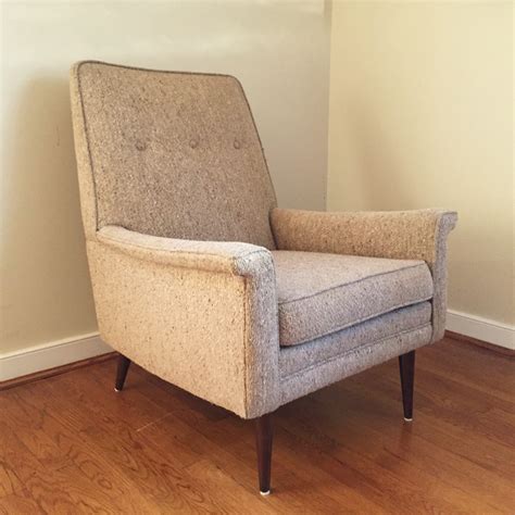 Shop our upholstered lounge chairs selection from the world's finest dealers on 1stdibs. Vintage Upholstered Lounge Chair with Oatmeal Fabric - EPOCH