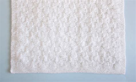 Ravelry Willow ~ Newborn Or Preemie Baby Blanket Pattern By Marianna Mel