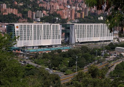 Cuenta de nómina bancolombia, bancolombia a la mano y nequi. Bancolombia va por comercio electrónico de US $26 mil ...