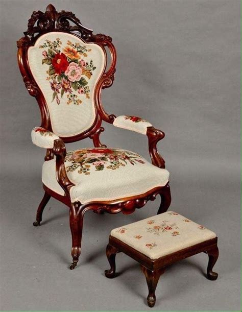 Pin By Peggy Barg On Vintage Beauty Victorian Chair Victorian Decor