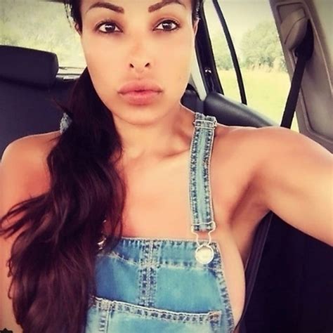 Giuseppe was born on august 2 1850. Carolina Marconi in bikini su Instagram - Leggo.it
