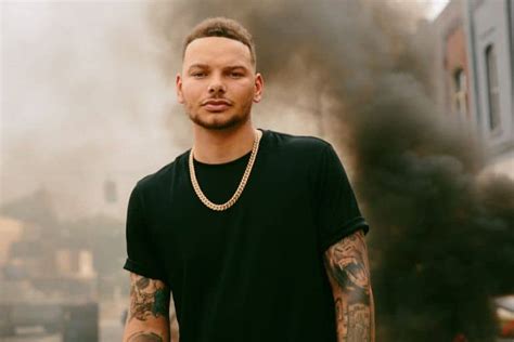 Kane Brown Here S How Much Kane Brown Is Actually Worth Breakout