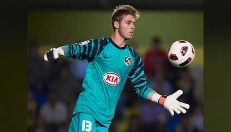 În dizgrație la united, ibericul poate deveni rezerva lui casillas la real. De Gea's Atletico Madrid Match Shirt, Liga 2010/11 ...