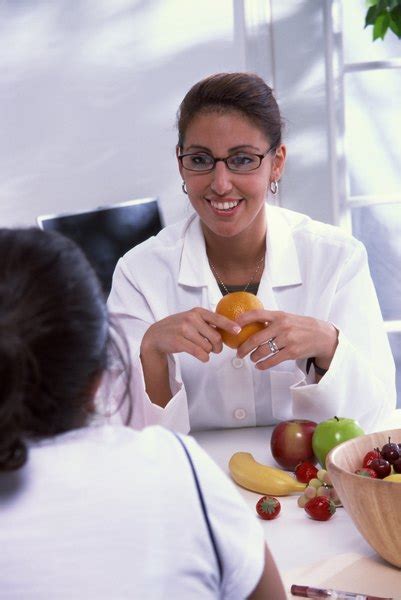 The Disadvantages Of Becoming A Registered Dietitian Woman