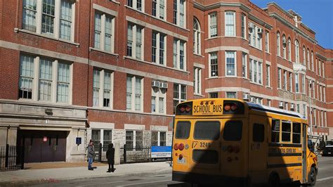 Chicago Schools Now Requiring All Volunteers To Get Fingerprinted Fox