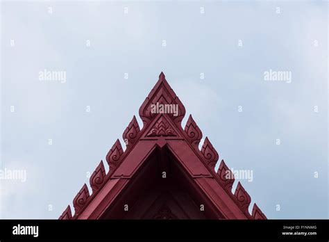 Triangular Roof Hi Res Stock Photography And Images Alamy