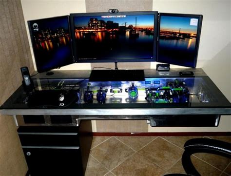 To make this computer desk, you'll need a single layer of wooden pallet for the shelf, one wooden board for the surface, and a pair of string for the holder. 22 DIY Computer Desk Ideas that Make More Spirit Work ...