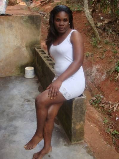 Rencontre Femme Carine 41 Ans Cameroun 160cm Et 66kg