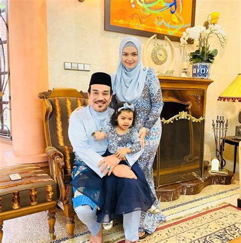 Portal malaysia akan berkongsi kepada … 5 Artis yang Dinikahi Pengusaha Malaysia, Bahagia Sampai ...