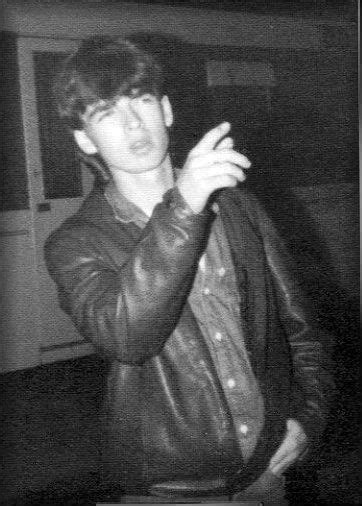 Noel gallagher young gene gallagher lennon gallagher liam and noel oasis band the verve celebrity faces britpop british invasion. queenoasismonkeys:" young Noel Gallagher" | Liam and noel ...