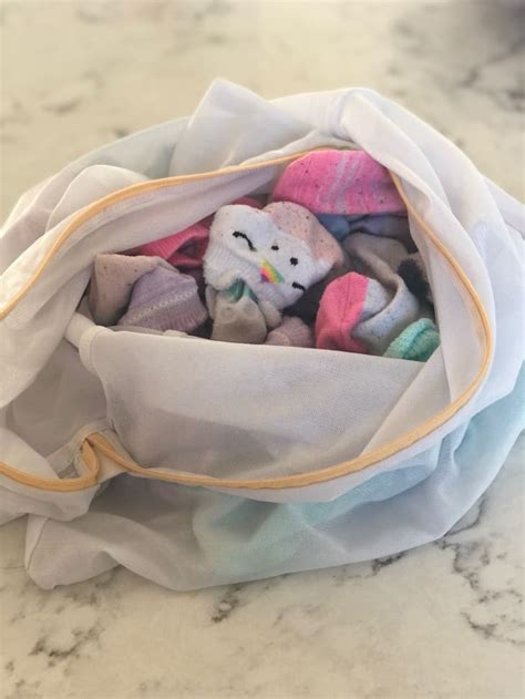 How To Stop Losing Socks In The Laundry — Easy Laundry Bag Hack