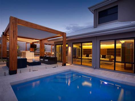 Model gambar teras rumah minimalis yang sedrhana di atas merupakan model yang sangat ideal untuk rumah minimalis yang anda bangun. Desain Teras Rumah Minimalis - Renovasi Makassar