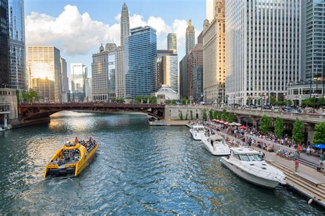 chicago riverwalk find tours restaurants museums and art