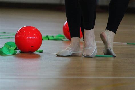 Faq e precisazioni programma tecnico ginnastica ritmica.pdf. L'elenco dei corsi di ginnastica ritmica per adulti ...