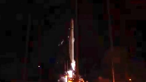 Relativity Spaces 3d Printed Rocket Delivers Stunning Night Launch But