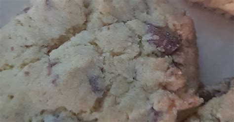 My mom's famous easy chocolate chip cookies with self rising flour are soft, ooey gooey. Self rising flour cookies recipes - 50 recipes - Cookpad