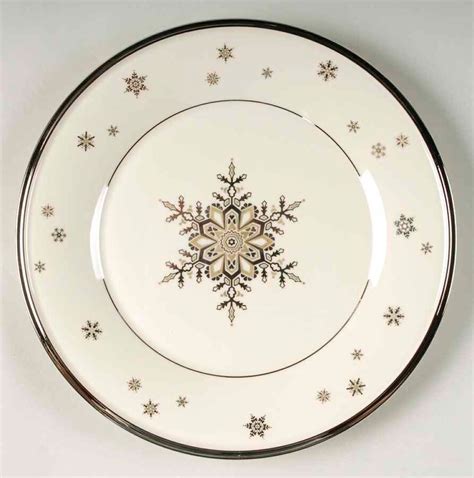 Solitaire Christmas Accent Luncheon Plate By Lenox Replacements Ltd