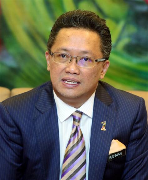 Menteri di jabatan perdana menteri datuk abdul rahman dahlan berkata tidak ada masalah dengan syarikat malaysia rail link. Rahman Dahlan honoured at being entrusted with helming EPU ...