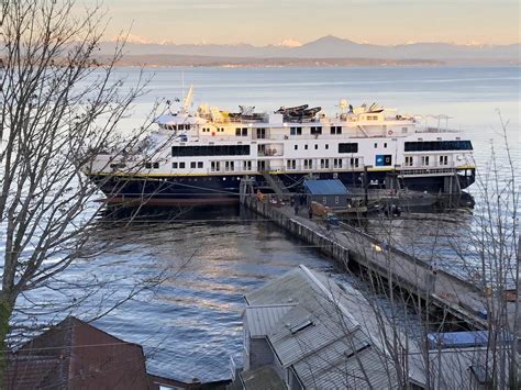 Maybe you would like to learn more about one of these? Fleet Xpress On New National Geographic Ship