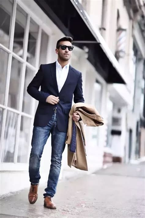 Get ready for winter in our ski jackets, or stay warm in our men's running & sports jackets. Is it correct to use a black sport coat with jeans? - Quora